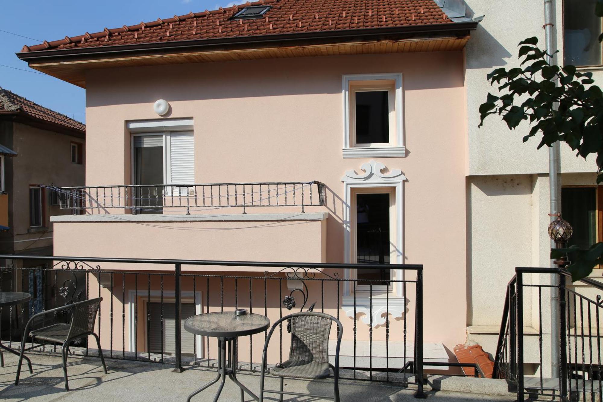 Ema Artistic House Hotel Pleven Eksteriør billede